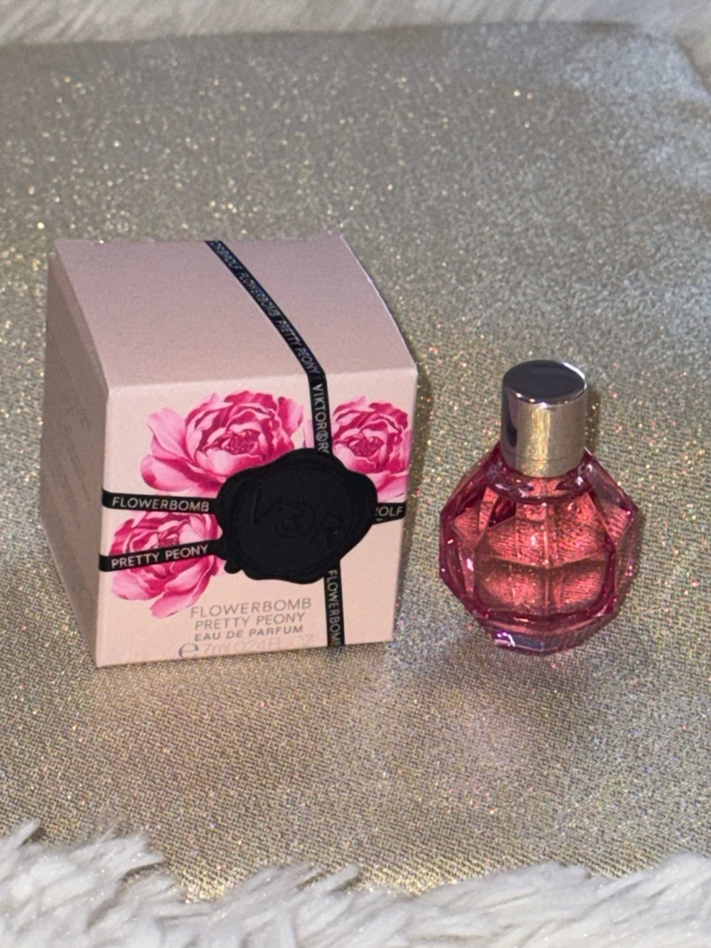 Viktor & Rolf Flowerbomb Pretty Peony mini 7ml 0.24 fl. Oz.